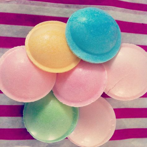 Flying saucers - rice paper shells filled with sherbet 90s Sweets Uk, Retro Sweets Uk, Uk Nostalgia, Paper Shells, 80s Sweets, Penny Sweets, Uk Sweets, Old Fashioned Sweets, British Sweets