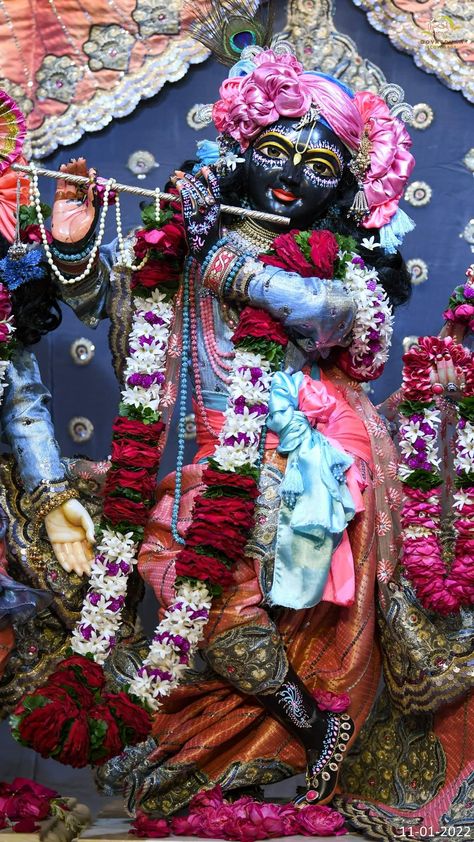 Kahna Ji Pics Aesthetic, Kahna Ji Pics, Radhe Krishna Photo, Krishna Kali, Radhakrishna Aesthetic, Bihari Ji, Hindu Statues Goddesses, Big Cats Photography, Pictures Of Shiva