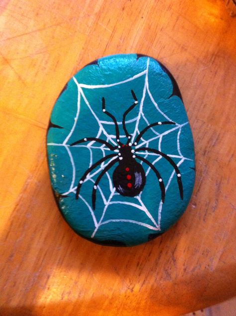 Painted Rock Ideas, Decorative Rocks, Art Pierre, Halloween Rocks, Rocks Painted, Painted Rocks Kids, Painted Rocks Craft, Painted Rocks Diy, Rock Painting Ideas Easy