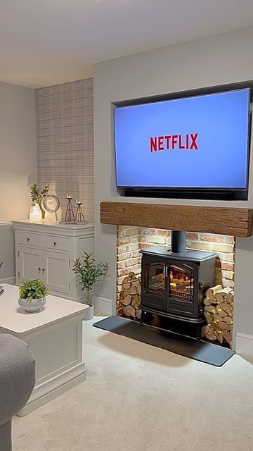 Alcove Ideas Living Room, Log Burner Living Room, Fire Places, Living Room Decor Inspiration, Living Room Decor Fireplace, Kitchen Design Trends, Lounge Design, Log Burner, Stove Fireplace