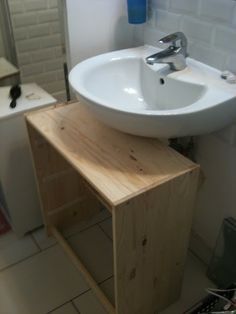 Turn a Chest of Drawers into a Vanity Unit - IKEA Hackers Under Pedestal Sink Storage, Pedestal Sink Vanity, Pedestal Sink Cabinet, Diy Sink Vanity, Diy Bathroom Sink, Diy Kallax, Pedestal Sink Storage, Bad Diy, Bathroom Under Sink Cabinet