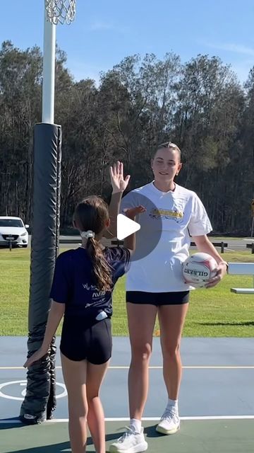 PlayBook Coach on Instagram: "@reilleybatchy shares an easy shooting drill to take into your next session 🏐✨ #playbetter #netball #netballshooting #netballdrills #coach" Netball Outfit, Netball Workout, How To Get Better At Netball, Netball Coach Drills, How To Improve Your Netball Skills, Netball Tips, Netball Passing Drills, Netball Outfits, Netball Aesthetic