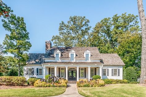 Traditional Farm Style House, Stone Cape Cod Exterior, Traditional Southern Home Exterior, Cap Cod Style Homes, Traditional Home Exterior, Southern Home Exterior, Southern Traditional Home, Traditional Southern Home, Traditional Exterior Homes