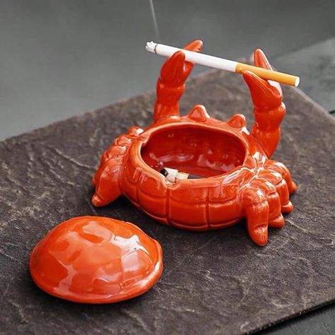 1pc Crab Ceramic Ashtray With Lid, Chinese Style Cute Desk Decor For Home & Office Use | SHEIN Ashtray With Lid, Bureau Decor, Cute Desk Decor, Crab Decor, Ceramic Ashtray, Cute Desk, Form Design, Ornaments Design, Ashtrays