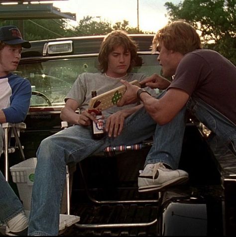 Jason London, Dazed And Confused Movie, Dazed And Confused, Matthew Mcconaughey, Film Stills, Movies Showing, Pose Reference, Cinematography, Celebrity Crush