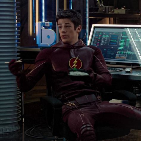 Barry Allen | The Flash | Grant Gustin | Flash posters The Flash Aesthetic, Barry Allen Flash, Flash Show, Grant Gustin Flash, The Flash Barry Allen, Barry Allen The Flash, Flash Comics, Flash Barry Allen, Arrow Verse