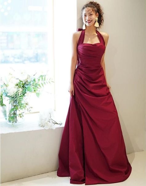 Prom Dresses Autumn Colours, Gown Ideas For Bridesmaid, Red Classy Prom Dresses, Homecoming Dresses Red Long, 1950 Prom Dress, Prom Dresses For Big Chest, Kashish Core, Prom Dresses For 8th Grade, Farewell Party Dress Ideas