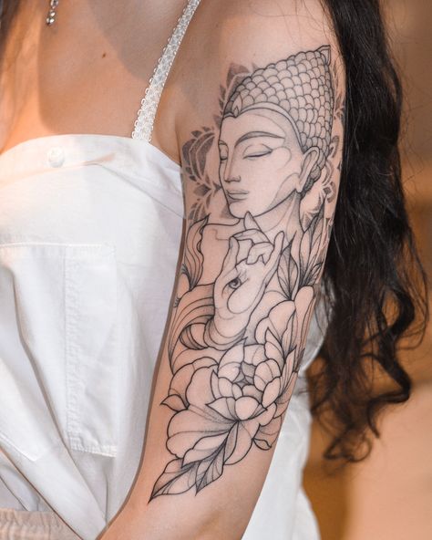 Buddha Portrait, Buda Tattoo, Buddha Tattoo Sleeve, Tatuaje Cover Up, Buddhist Tattoo, Evil Eye Tattoo, Buddha Tattoo Design, Saved Tattoo, Buddha Tattoos