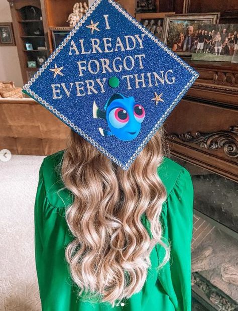 I already forgot everything, Finding Dory themed Disney grad cap topper Disney Grad Caps, Disney Graduation Cap, Funny Graduation Caps, Creative Graduation Caps, Graduation Cap Ideas, Disney Graduation, Nurse Graduation Cap, College Grad Cap Ideas, Grad Cap Decorated