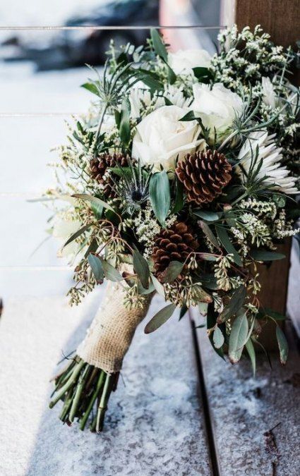 Christmas Wedding Bouquets, Rustic Winter Wedding, Winter Wedding Bouquet, Flowers And Greenery, Winter Bouquet, Winter Wedding Decorations, Winter Wedding Flowers, Winter Bride, Cheap Bridesmaid