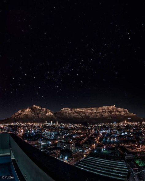 Cape Town : Table Mountain at night Cape Town Photography, Table Mountain Cape Town, Mountains At Night, Cape Town Travel, Africa Photography, Africa Do Sul, South Africa Travel, Table Mountain, Cape Town South Africa