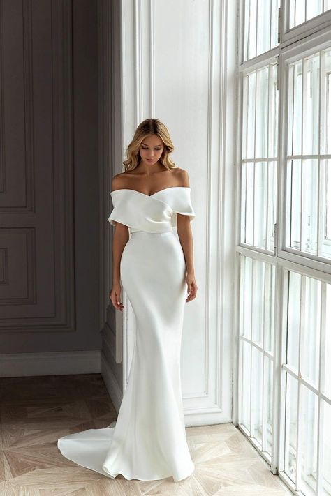 The Jess Wedding Gown by Eva Lendel is a fabulous wedding dress with an incredible skirt. This sheath wedding gown is a perfect opportunity to demonstrate your figure. Satin Mermaid Wedding Dress, Sheath Wedding Gown, Bridal Party Gowns, Off Shoulder Wedding Dress, Stylish Wedding Dresses, Sheath Wedding, Formal Wear Dresses, Wedding Dress Train, Womens Wedding Dresses