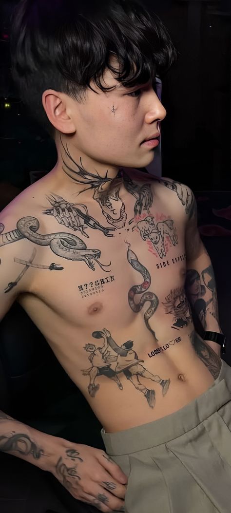 Vlad Hoshin, Small Chest Tattoos, Torso Tattoos, Tattoo People, Sans Cute, Poses References, American Traditional Tattoo, Academia Aesthetic, Attractive Guys