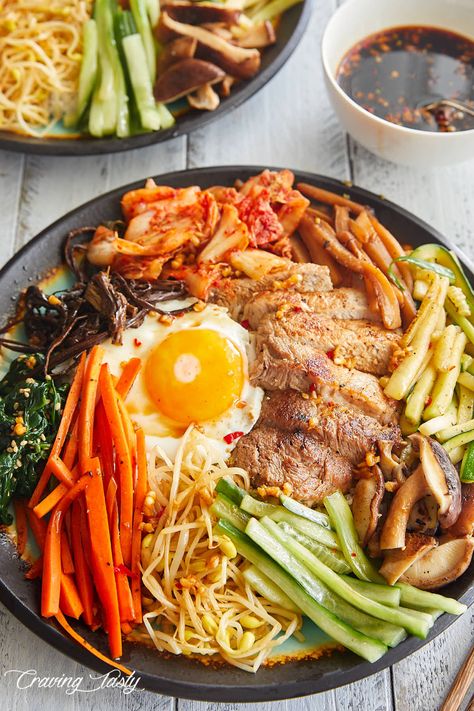 Easy Bibimbap, Bibimbap Sauce, Koreansk Mad, Bibimbap Recipe, Best Vegetable Recipes, Mixed Rice, K Food, Asian Cooking, Asian Dishes