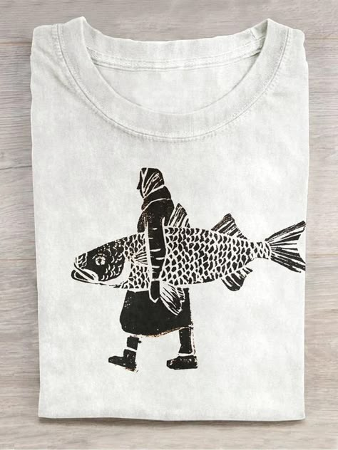 Stamp Shirt Diy, Linocut Print Shirt, Lino Print On Clothes, Lino Print Clothes, Fish Beautiful, T Shirt Painting, Print Ideas, Fishing T Shirts, Lino Print