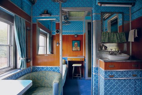 The interiors of Wes Anderson movies, courtesy of Apartamento on NOWNESS Wes Anderson Decor, Wes Anderson Design, The Darjeeling Limited, Trailer Redo, Wes Anderson Aesthetic, Darjeeling Limited, Train Carriage, Wes Anderson Style, Wes Anderson Movies