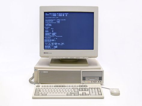 Old Computer, Web 1, Windows 98, Computer History, Old Technology, Retro Gadgets, Computer Icon, Half Life, Old Computers