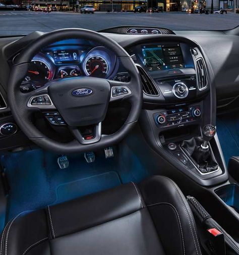 Feel like your in a race car with the racing inspire interior in the Ford Focus. Ford Focus Rs Interior, Ford Focus Accessories, Ford Mustang Accessories, Maclaren Cars, Ford Focus 3, Cool Truck Accessories, Ford Interior, Tokyo Drift Cars, Ford Suv