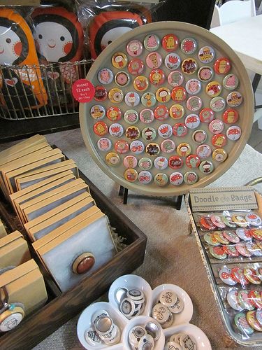 Display | Flickr - Photo Sharing! Display Magnets Craft Fairs, Craft Table Display, Craft Show Booths, Stall Display, Craft Booth Display, Badge Maker, Craft Fairs Booth, Fair Display, Craft Booth Displays