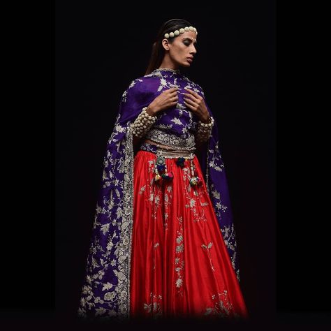 Look 30 #anamikakhanna #anamikakhanna Red Indian Outfit, Reception Dress Bride Indian, Red Indian Dress, Lehenga Color Combinations, Bride Reception Dresses, Indian Dress Up, Purple Lehenga, Lehenga Crop Top, Combination Dresses