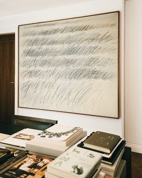 The London List, Magazine’s Instagram photo: “The home of collector Pierre Chen, Taipei; Cy Twombly’s ‘Untitled’ (1971)  hangs behind a desk in the study  . . . . .  Photograph by…” Cy Twombly Paintings, Yayoi Kusama Pumpkin, Cy Twombly, Art Attack, Western Art, Art Collector, The Wall, Home Art, Art Nouveau