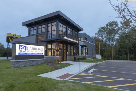 Animal Hospital Exterior Design, Animal Hospital Exterior Construction, Animal Hospital Sign, Veterinary Veterinary Clinic Exterior, Vet Clinic Design Exterior, Clinic Photography, Medical Architecture, Hospital Exterior, Hospital Sign, Metal Building Designs, Zoo Ideas, Exposed Ceilings