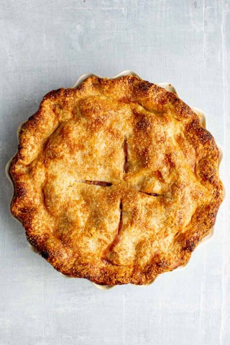 Grandma's Crisco Pie Crust Recipe - Coley Cooks Crisco Pie Crust Recipe, Crisco Pie Crust, Pumpkin Baking Recipes, Easy Pastry Recipes, Homemade Pie Recipes, Pie Crust Recipe Easy, Apple Pie Recipe Easy, Favorite Pie Recipes, Homemade Apple Pie