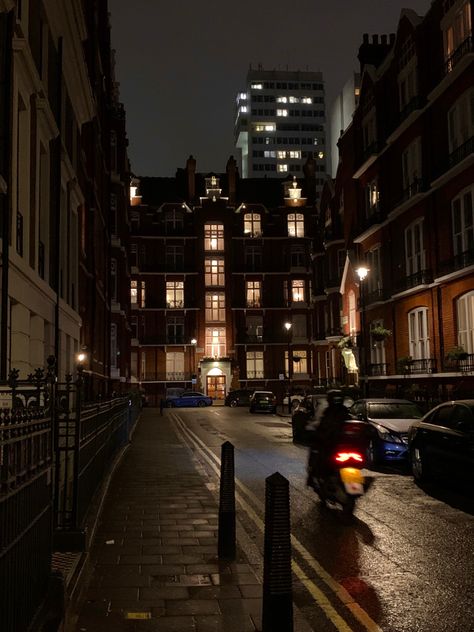 London Night Aesthetic, London Vibes, London Dreams, London Aesthetic, London Flat, City Vibe, Dream City, City Street, London Life