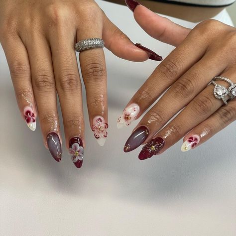 🌸🌸 Aesthetic Acrylics, Indian Nails, Acrylic Nails Almond Shape, Asian Aesthetic, Vibrant Nails, Nails Only, Soft Nails, Nail Tattoo, Gem Nails