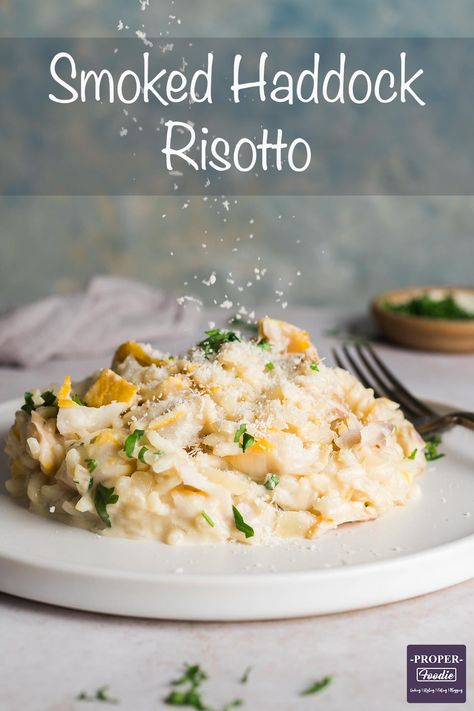 Smoked Haddock Risotto, Smoked Haddock Recipes, Risotto Recipes Easy, Haddock Recipes, Smoked Haddock, Poached Fish, Risotto Dishes, White Fish Recipes, Smoked Fish