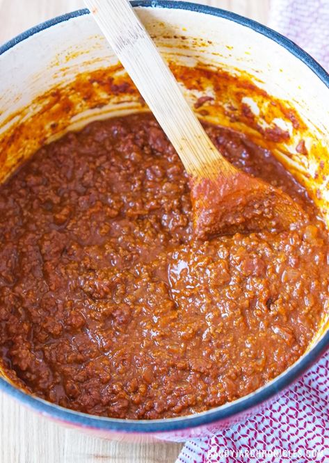 Meat Sauce Recipe For Hot Dogs, Cony Sauce For Hot Dogs, Cony Dogs Recipe, Best Chili Dog Sauce, A & W Chili Dog Sauce, Chilli Dog Sauce Recipe, Chilli Dog Sauce, Custard Stand Hot Dog Chili Recipe, Homemade Chili Dog Sauce