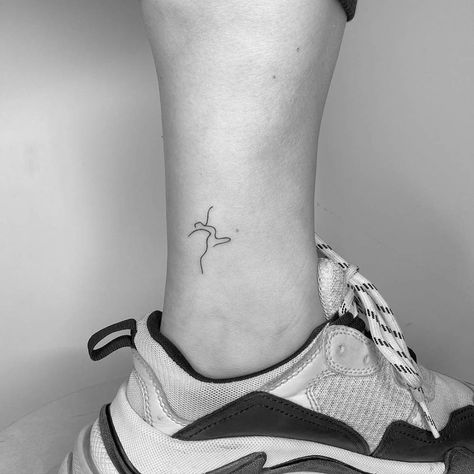 pinterest: hezzprice Cheerleading Tattoos, Ballet Tattoos, Dancer Tattoo, Dance Tattoo, Shoe Tattoos, Basic Tattoos, Mom Tattoo Designs, Small Pretty Tattoos, Wings Tattoo