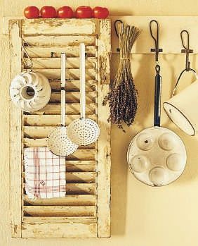 Repurposed shutters for the kitchen Old Window Shutters, Shutter Projects, Shutter Decor, Deco Champetre, Diy Shutters, Old Shutters, Window Shutters, Old Doors, Tiny Kitchen