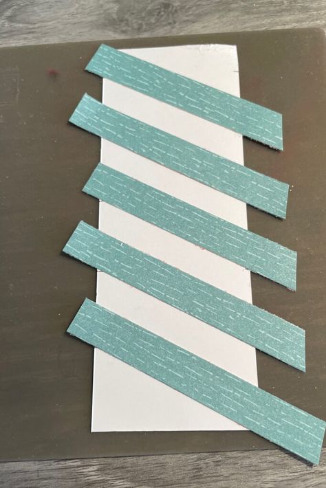 A fun Technique using Strips of paper – Part 1 – Canadian Stamper Christmas Greeting Cards Handmade, Fancy Fold Card Tutorials, Stamped Christmas Cards, Ribbon Cards, Card Making Templates, Simple Christmas Cards, Birthday Card Craft, Paper Scraps, Hand Made Greeting Cards