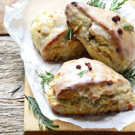 Christmas Morning Scones (Vanilla Bean, Nutmeg, and Rosemary-Scented Scones) - An Edible Mosaic™ Pane Dolce, Scone Recipes, High Tea Party, Scones Recipe, Christmas Foods, Christmas Brunch, Christmas Breakfast, Scone Recipe, Challah