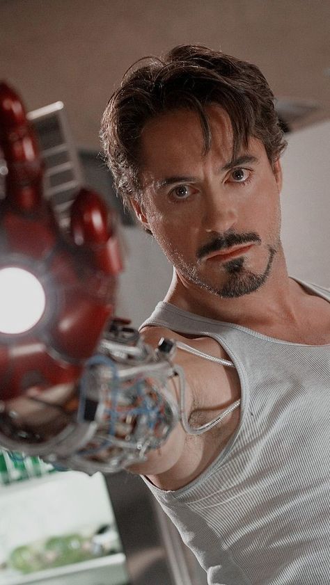 Iron Man Lockscreen Wallpaper, Aesthetic Iron Man Wallpaper, Marvel Lockscreen Iphone Wallpaper, Tony Stark Aesthetic Wallpaper, Tony Stark Lockscreen, Iron Man Lockscreen, Aesthetic Iron Man, Iron Man Aesthetic, Lockscreen Marvel