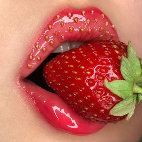 Lip References, Strawberry Makeup, Lip Artwork, Lip Art Makeup, Lip Drawing, Lips Art, Makeup Inspired, Nice Lips, Neutrogena Makeup