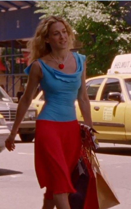 Carrie Satc, Carrie Bradshaw Fashion, City Fits, Quirky Outfits, Carrie Bradshaw Outfits, Carrie Bradshaw Style, City Outfit, Film Fashion, Celeb Fashion