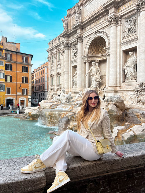 Mirror On The Floor, Rome In December, What To Do In Rome, Trevi Fountain Rome, Greece Outfit, What Dreams May Come, Italy Pictures, Rome City, Paris France Travel