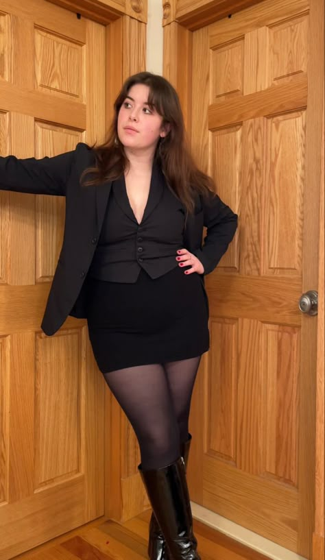 Midsize Semi Formal Outfit, Office Siren Midsize, Mid Size Formal Outfits, Vest Plus Size Outfits, Plus Size Office Siren, Midsize Formal Outfit, Semi Formal Plus Size Outfit, Office Siren Plus Size, Black Tights Outfit Plus Size