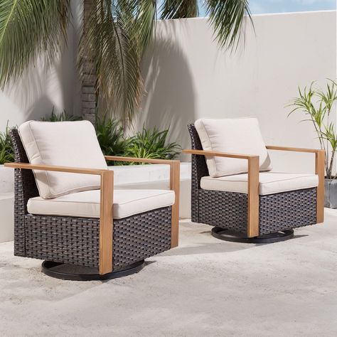 Patio lounge chairs