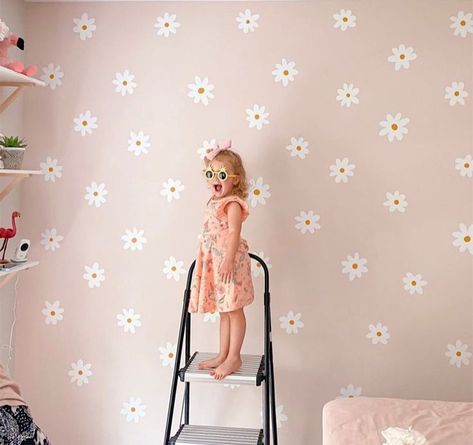 Daisy Decals, Nursery Accent Wall, Daisy Wall, Pink Bedroom For Girls, Wall Sticker Design, Home Nursery, Nursery Room Inspiration, Flower Wall Decals