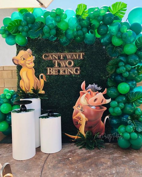 𝟗𝟎𝟗 𝐏𝐫𝐞𝐭𝐭𝐲 𝐏𝐞𝐭𝐚𝐥𝐬 on Instagram: “Lion 🦁 King set up for my grandson 2nd birthday.🥳 . . #lionking #lionkingparty #organicballoongarland #balloons #balloongarland…” Two Wild Lion King Birthday, 2nd Birthday Lion King Theme, Lionking Theme Birthday, Lion King Backdrop Ideas, Wild One Lion King Birthday, First Bday Boy Birthday Themes, Lion King Themed Birthday Party, Lion King Second Birthday Party, Lion King 2nd Birthday