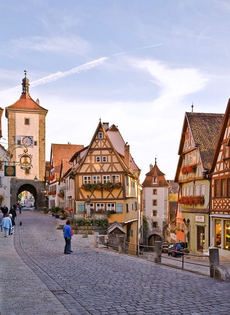 Rothenburg Germany, European Town, Rothenburg Ob Der Tauber, German Village, Medieval Houses, European Architecture, Travel Photography Inspiration, Beautiful Streets, Medieval Town