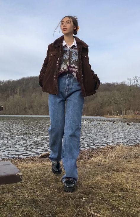 Casual Oversized Outfits, Grunge Fall Outfits, Teen Fashion Winter, 80s Inspired Outfits, Fashion Design Classes, Cold Fashion, Downtown Outfits, Swedish Fashion, Jacket Outfit