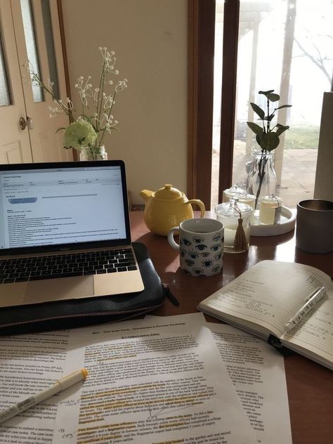 Homework Inspiration, Studera Motivation, Study Corner, Study Inspo, Academic Motivation, Work Motivation, Study Motivation Inspiration, Study Space, Study Desk