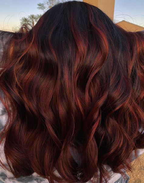 Brown Red Hair Color Balayage, Dark Auburn Hair With Red Highlights, Auburn Black Balayage, Copper Red Hair Color Balayage Dark Brown, Hot Copper Hair, Deep Red And Brown Hair, Res Highlight On Brown Hair, Auburn Hair Balayage Brown, Dark Hair With Tan Skin