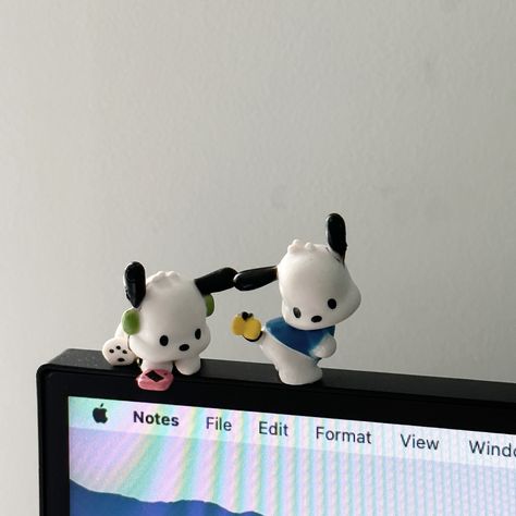 Sanrio Study Aesthetic, Pochacco Figurines, Pochacco Things, Pochacco Aesthetic, Sonny Angel, Cute Little Things, Sanrio Characters, White Aesthetic, Cute Icons