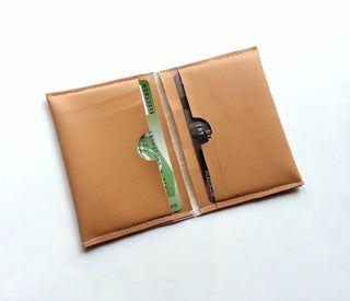 DIY Multiple Card Holder : 5 Steps (with Pictures) - Instructables Card Wallet Pattern, Card Keeper, Card Holder Diy, Stationary Bag, Gift Cards Money, Diy Wallet, Card Purse, Leather Card Wallet, Diy Purse