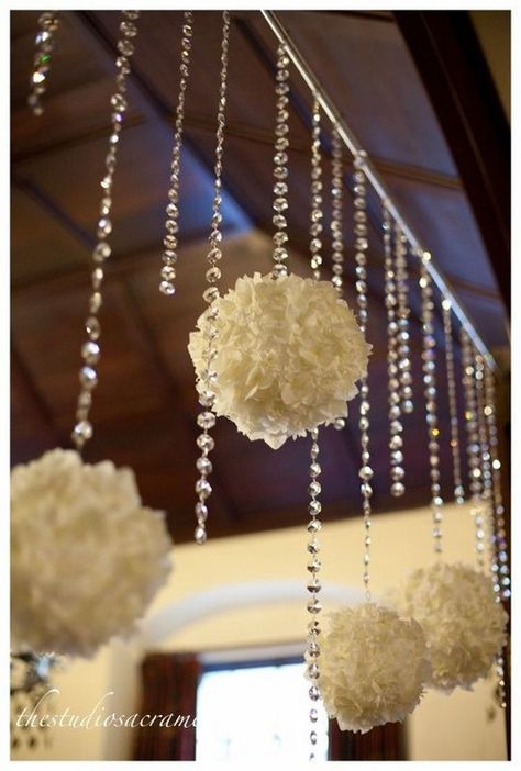 Hanging Crystals and Pom Poms Wedding Decor / http://www.himisspuff.com/pom-poms-decor-ideas-for-your-wedding/9/ Diy Wedding Entrance, Head Table Wedding Backdrop, Crystal Garland, Winter Bridal Showers, Wedding Entrance, Home Wedding Decorations, Hanging Crystals, Deco Floral, Crystal Decor